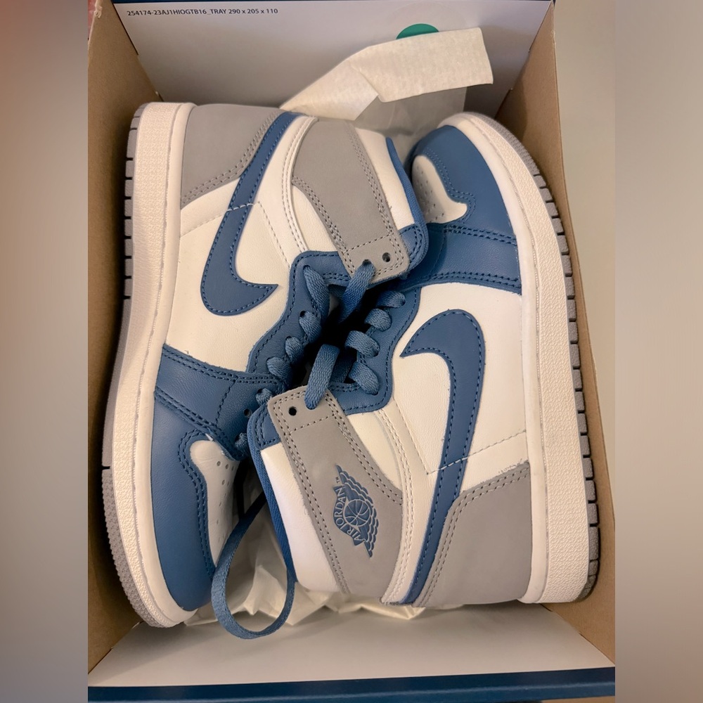 Jordan Retro 1 High OG - True Blue